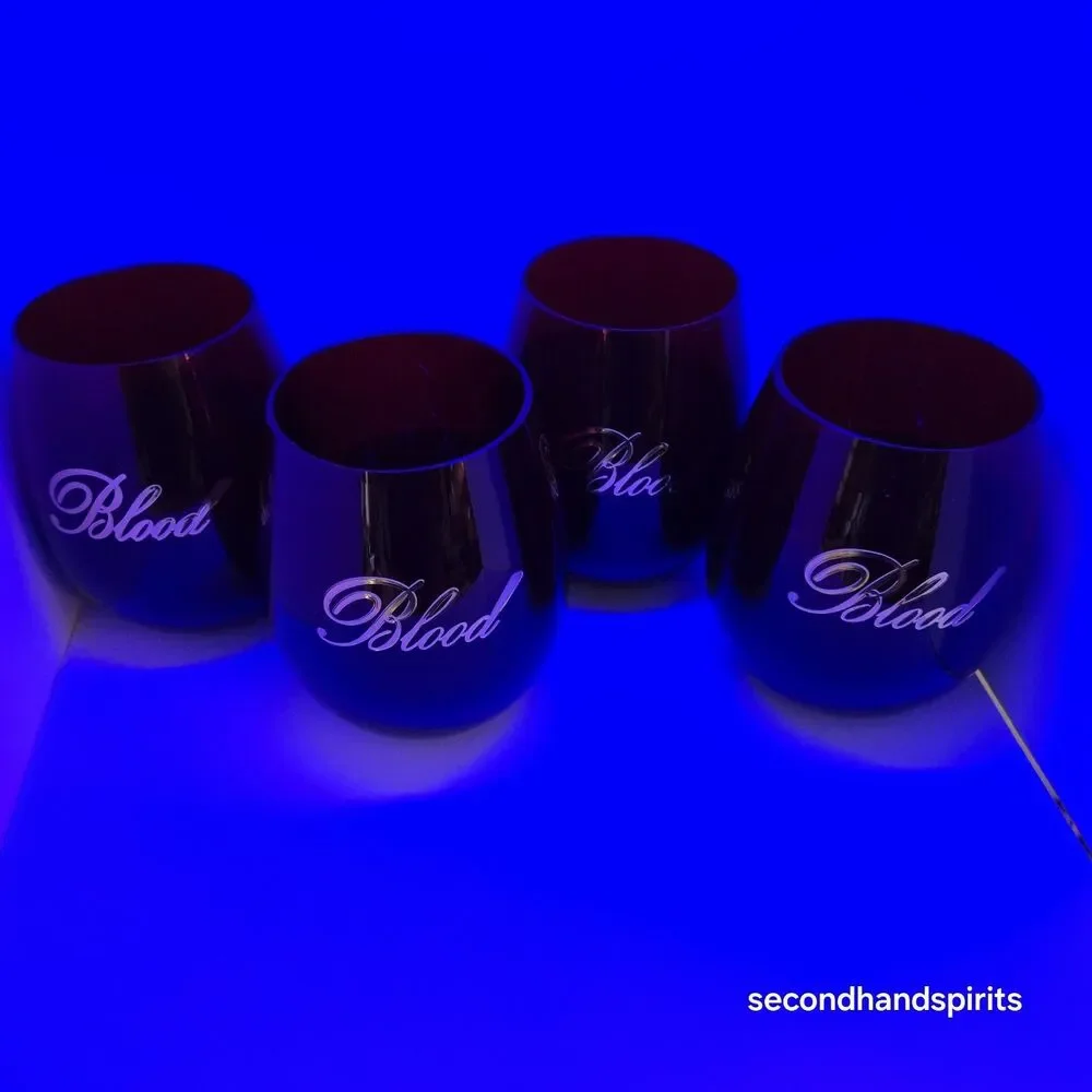 Set of 4 Halloween Blood Stemless Wine Glasses Red Black Ombre Gold Script